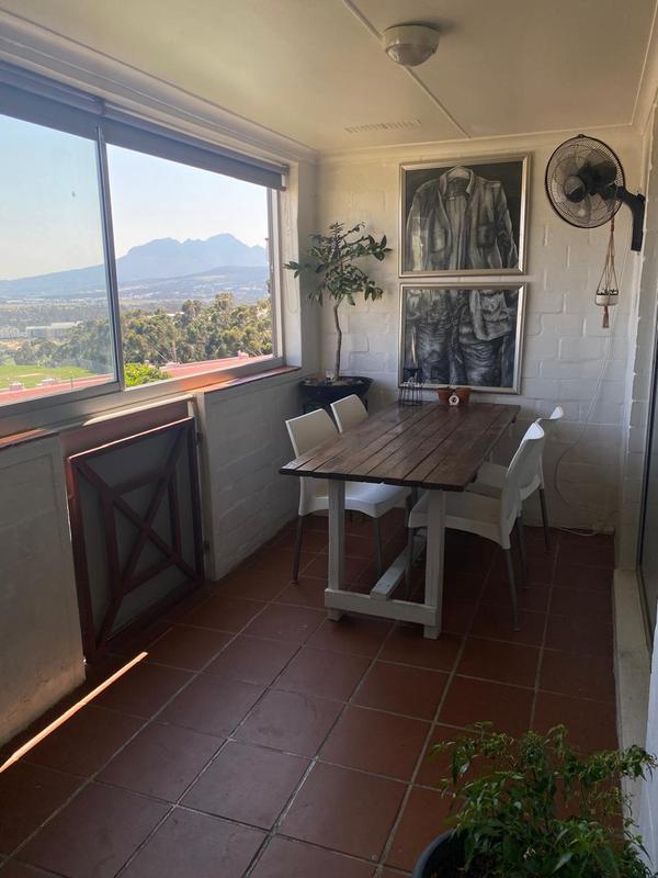 2 Bedroom Property for Sale in Gordons Bay Western Cape